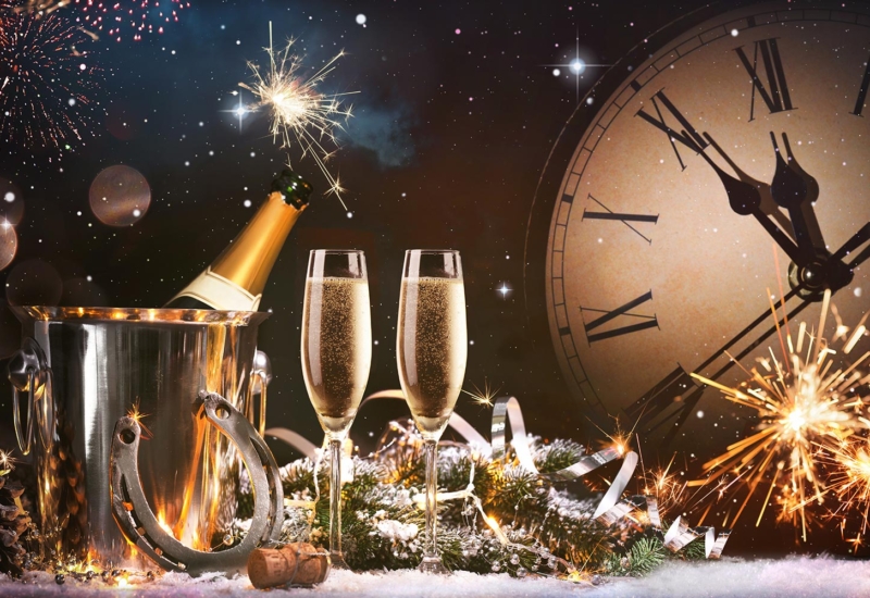 Silvester im Höttl „Light“ 2026 in Deggendorf | Arrangement Hotel Höttl